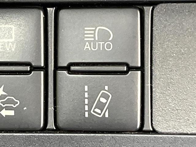 シエンタ Ｇ　クエロ　両側電動ドア　全周囲カメラ　衝突被害軽減システム　ハーフレザーシート　ドラレコ　コーナーセンサー　スマートキー　ＬＥＤヘッド　ビルトインＥＴＣ　オートハイビーム　車線逸脱警報（32枚目）