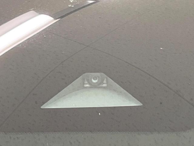 ノート オーテック クロスオーバー +アクティブ エマージェンシーブレーキ 純正9型ナビ 全周囲カメラ フルセグ プロパイロット デジタルインナーミラー 置くだけ充電 シートヒーター ステアリングヒーター ブラインドスポットモニター LEDヘッド(20枚目)