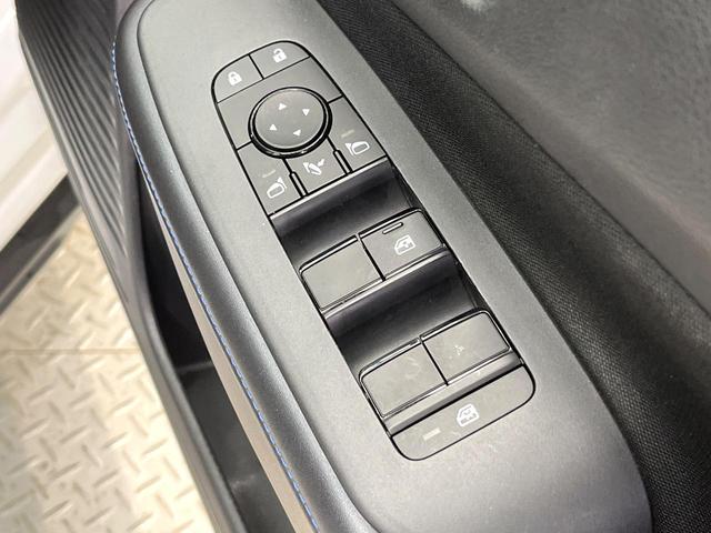 ノート オーテック クロスオーバー +アクティブ エマージェンシーブレーキ 純正9型ナビ 全周囲カメラ フルセグ プロパイロット デジタルインナーミラー 置くだけ充電 シートヒーター ステアリングヒーター ブラインドスポットモニター LEDヘッド(52枚目)