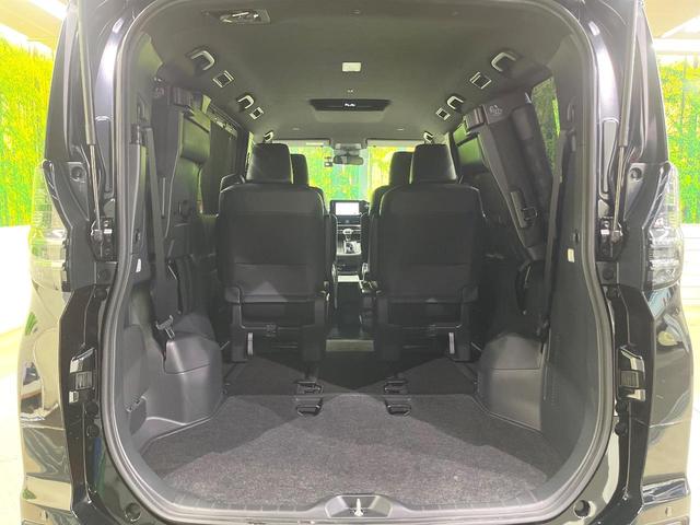 ヴォクシー S-Z セーフティセンス 8型ディスプレイオーディオ バックカメラ レーダークルーズ ブラインドスポットモニター 両側電動ドア リアオートエアコン 純正17インチアルミ スマートキー ETC ドラレコ(11枚目)