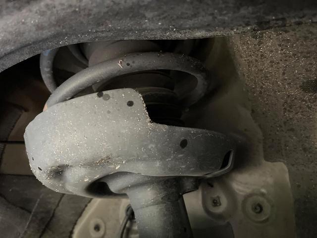 ヴォクシー S-Z セーフティセンス 8型ディスプレイオーディオ バックカメラ レーダークルーズ ブラインドスポットモニター 両側電動ドア リアオートエアコン 純正17インチアルミ スマートキー ETC ドラレコ(24枚目)