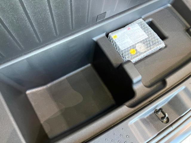 シエンタ Ｇ　クエロ　両側電動ドア　ＳＤナビ　バックカメラ　衝突被害軽減システム　ハーフレザーシート　ドラレコ　コーナーセンサー　スマートキー　ＬＥＤヘッド　ビルトインＥＴＣ　オートハイビーム　ワンオーナー　オートライト（48枚目）