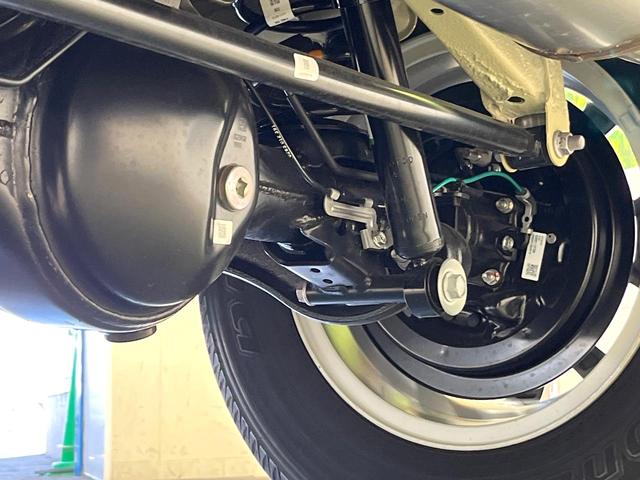 ジムニーノマド FC 禁煙車 4WD セーフティサポート アダプティブクルーズ シートヒーター LEDヘッド オートハイビーム オートエアコン 純正15インチアルミ スマートキー ヘッドランプウォッシャー(23枚目)