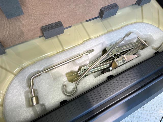 ジムニーノマド FC 禁煙車 4WD セーフティサポート アダプティブクルーズ シートヒーター LEDヘッド オートハイビーム オートエアコン 純正15インチアルミ スマートキー ヘッドランプウォッシャー(67枚目)