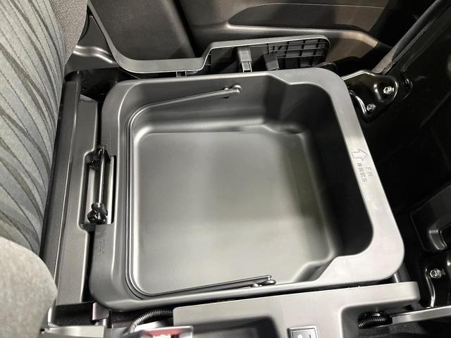 ソリオ ハイブリッドＭＺ　登録済未使用車　純正９型ナビ　全周囲カメラ　アダプティブクルーズ　ブラインドスポットモニター　両側電動ドア　シートヒーター　ＬＥＤヘッド＆フォグ　オートハイビーム　オートエアコン　スマートキー（72枚目）