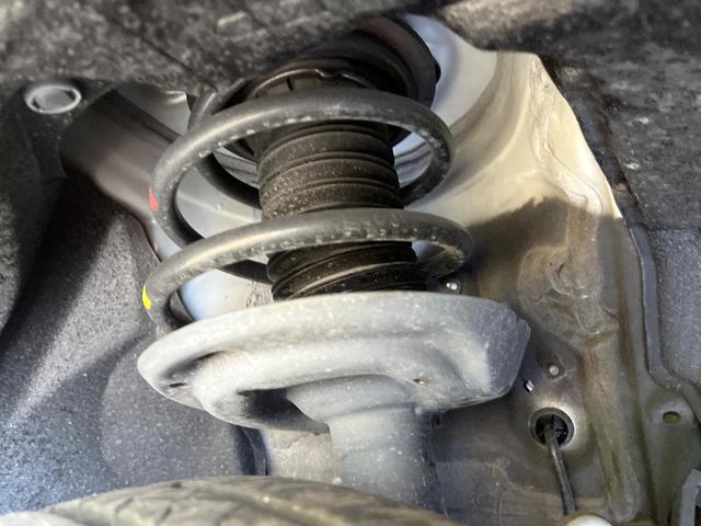 ハリアー S 純正8型ディスプレイオーディオ バックカメラ 禁煙車 トヨタセーフティセンス レーダークルーズコントロール オートエアコン オートライト LEDヘッド ETC ドラレコ スマートキー 電動格納ミラー(20枚目)