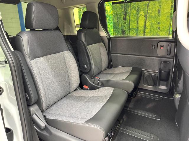 フリード エアー EX 登録済未使用車 両側電動ドア ホンダセンシング レーダークルーズ コーナーセンサー スマートキー LEDヘッド オートハイビーム 車線逸脱警報 オートライト オートエアコン 純正15インチアルミ(9枚目)