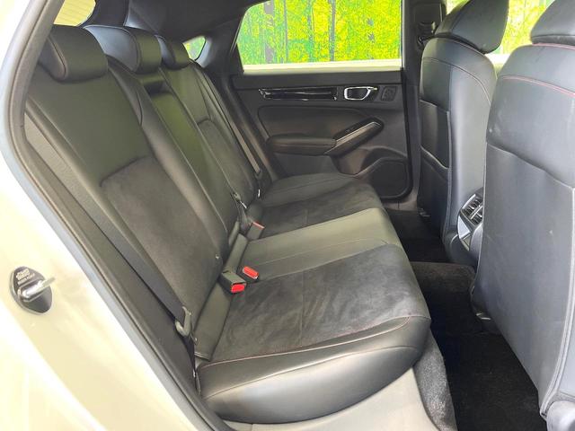 シビック e:HEV バックカメラ 衝突被害軽減システム レーダークルーズ ハーフレザーシート ドラレコ コーナーセンサー スマートキー LEDヘッド ETC2.0 オートハイビーム オートライト オートエアコン(9枚目)