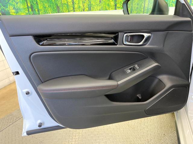 シビック e:HEV バックカメラ 衝突被害軽減システム レーダークルーズ ハーフレザーシート ドラレコ コーナーセンサー スマートキー LEDヘッド ETC2.0 オートハイビーム オートライト オートエアコン(44枚目)