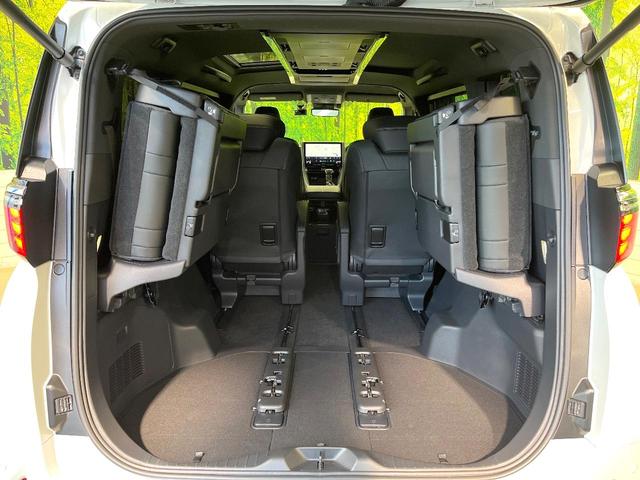 アルファード Ｚ　左右独立ムーンルーフ　フリップダウンモニター　セーフティセンス　純正１４型ナビ　全周囲カメラ　レーダークルーズ　デジタルインナーミラー　両側電動ドア　前中列シートエアコン　パワーシート（11枚目）