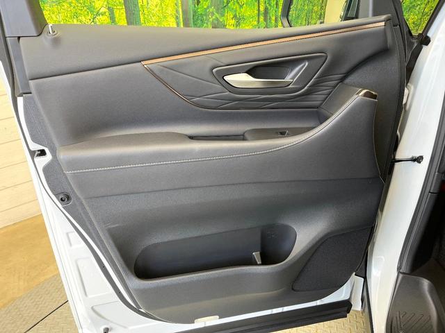 アルファード Ｚ　左右独立ムーンルーフ　フリップダウンモニター　セーフティセンス　純正１４型ナビ　全周囲カメラ　レーダークルーズ　デジタルインナーミラー　両側電動ドア　前中列シートエアコン　パワーシート（48枚目）