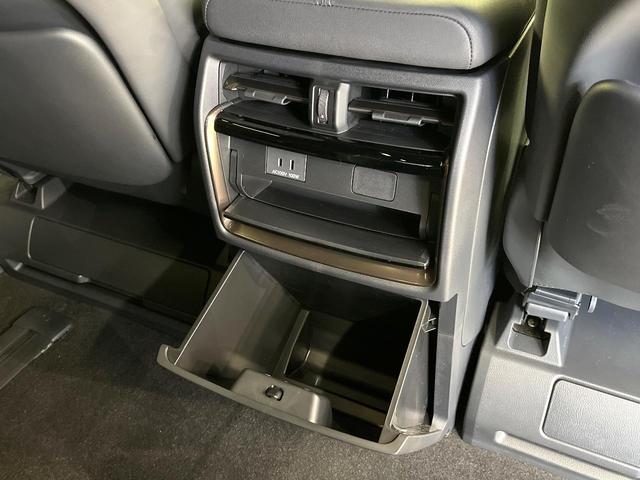 アルファード Ｚ　左右独立ムーンルーフ　フリップダウンモニター　セーフティセンス　純正１４型ナビ　全周囲カメラ　レーダークルーズ　デジタルインナーミラー　両側電動ドア　前中列シートエアコン　パワーシート（51枚目）