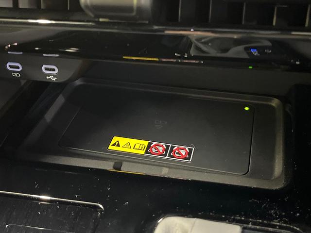 アルファード Ｚ　左右独立ムーンルーフ　フリップダウンモニター　セーフティセンス　純正１４型ナビ　全周囲カメラ　レーダークルーズ　デジタルインナーミラー　両側電動ドア　前中列シートエアコン　パワーシート（69枚目）