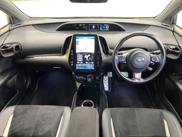 プリウスPHV Sナビパッケージ・GRスポーツ セーフティセンス 純正ナビ バックカメラ フルセグ レーダークルーズ 急速充電 AC100V電源 アルミペダル シートヒーター LEDヘッド&フォグ オートハイビーム 純正18インチアルミ(2枚目)