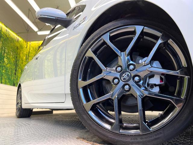 プリウスPHV Sナビパッケージ・GRスポーツ セーフティセンス 純正ナビ バックカメラ フルセグ レーダークルーズ 急速充電 AC100V電源 アルミペダル シートヒーター LEDヘッド&フォグ オートハイビーム 純正18インチアルミ(13枚目)