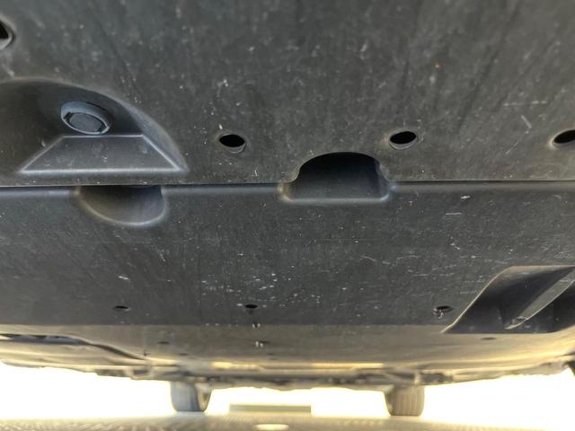 プリウスPHV Sナビパッケージ・GRスポーツ セーフティセンス 純正ナビ バックカメラ フルセグ レーダークルーズ 急速充電 AC100V電源 アルミペダル シートヒーター LEDヘッド&フォグ オートハイビーム 純正18インチアルミ(19枚目)