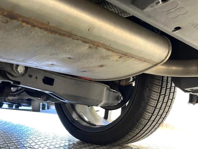 プリウスPHV Sナビパッケージ・GRスポーツ セーフティセンス 純正ナビ バックカメラ フルセグ レーダークルーズ 急速充電 AC100V電源 アルミペダル シートヒーター LEDヘッド&フォグ オートハイビーム 純正18インチアルミ(20枚目)