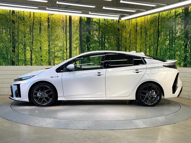 プリウスPHV Sナビパッケージ・GRスポーツ セーフティセンス 純正ナビ バックカメラ フルセグ レーダークルーズ 急速充電 AC100V電源 アルミペダル シートヒーター LEDヘッド&フォグ オートハイビーム 純正18インチアルミ(28枚目)