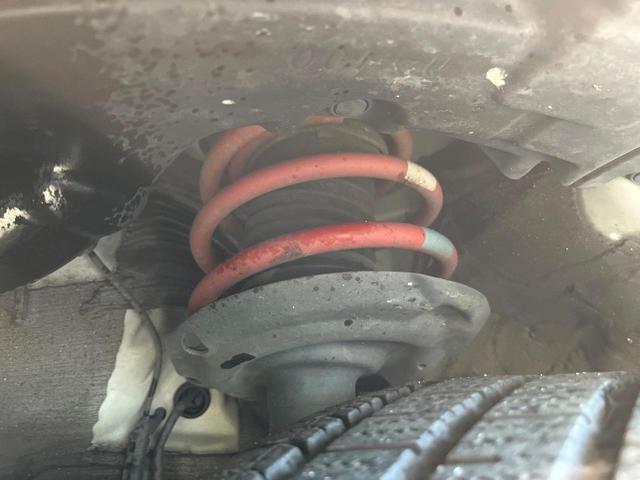 プリウスPHV Sナビパッケージ・GRスポーツ セーフティセンス 純正ナビ バックカメラ フルセグ レーダークルーズ 急速充電 AC100V電源 アルミペダル シートヒーター LEDヘッド&フォグ オートハイビーム 純正18インチアルミ(29枚目)