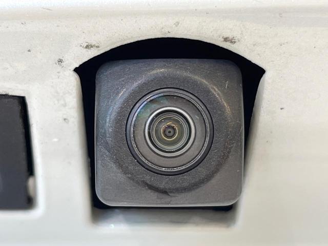 プリウスPHV Sナビパッケージ・GRスポーツ セーフティセンス 純正ナビ バックカメラ フルセグ レーダークルーズ 急速充電 AC100V電源 アルミペダル シートヒーター LEDヘッド&フォグ オートハイビーム 純正18インチアルミ(41枚目)