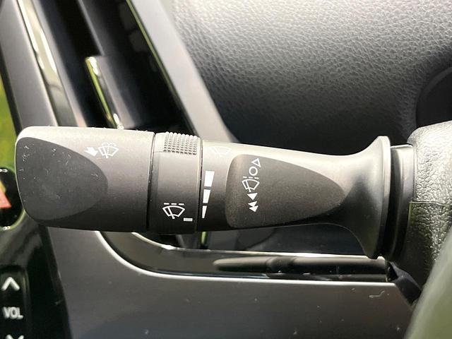 プリウスPHV Sナビパッケージ・GRスポーツ セーフティセンス 純正ナビ バックカメラ フルセグ レーダークルーズ 急速充電 AC100V電源 アルミペダル シートヒーター LEDヘッド&フォグ オートハイビーム 純正18インチアルミ(54枚目)