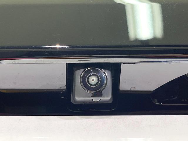 Ｎ－ＢＯＸカスタム Ｌターボ　スタイル＋ブラック　ホンダセンシング　ＳＤ８型ナビ　バックカメラ　フルセグ　アダプティブクルーズ　シートヒーター　純正１５インチアルミ　両側電動ドア　ＬＥＤヘッド＆フォグ　オートハイビーム　オートエアコン　スマートキー（5枚目）