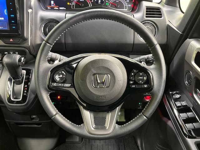 Ｎ－ＢＯＸカスタム Ｌターボ　スタイル＋ブラック　ホンダセンシング　ＳＤ８型ナビ　バックカメラ　フルセグ　アダプティブクルーズ　シートヒーター　純正１５インチアルミ　両側電動ドア　ＬＥＤヘッド＆フォグ　オートハイビーム　オートエアコン　スマートキー（11枚目）