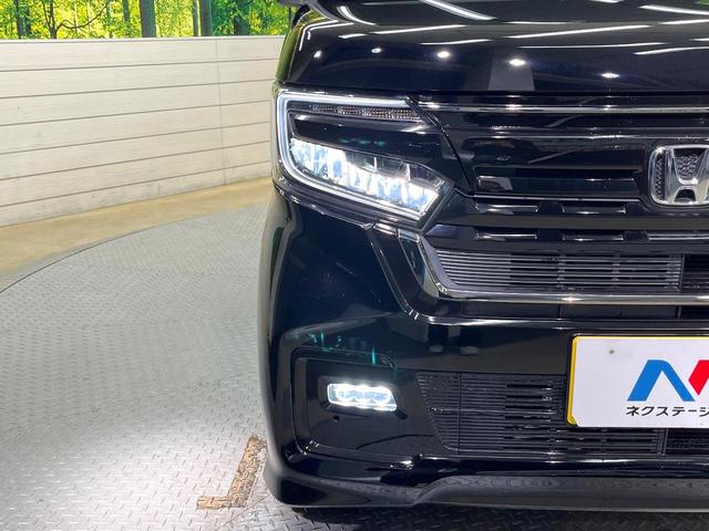 Ｎ－ＢＯＸカスタム Ｌターボ　スタイル＋ブラック　ホンダセンシング　ＳＤ８型ナビ　バックカメラ　フルセグ　アダプティブクルーズ　シートヒーター　純正１５インチアルミ　両側電動ドア　ＬＥＤヘッド＆フォグ　オートハイビーム　オートエアコン　スマートキー（23枚目）