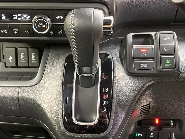 Ｎ－ＢＯＸカスタム Ｌターボ　スタイル＋ブラック　ホンダセンシング　ＳＤ８型ナビ　バックカメラ　フルセグ　アダプティブクルーズ　シートヒーター　純正１５インチアルミ　両側電動ドア　ＬＥＤヘッド＆フォグ　オートハイビーム　オートエアコン　スマートキー（65枚目）