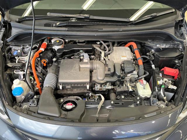 フィット e:HEVホーム 20周年特別仕様車 カーサ ホンダセンシング 純正ナビ バックカメラ フルセグ アダプティブクルーズ シートヒーター 純正16インチアルミ LEDヘッド オートハイビーム オートエアコン スマートキー ETC ドラレコ(18枚目)