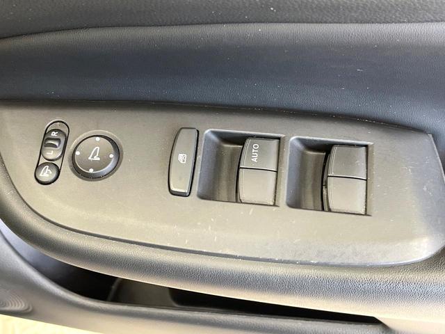 フィット e:HEVホーム 20周年特別仕様車 カーサ ホンダセンシング 純正ナビ バックカメラ フルセグ アダプティブクルーズ シートヒーター 純正16インチアルミ LEDヘッド オートハイビーム オートエアコン スマートキー ETC ドラレコ(49枚目)