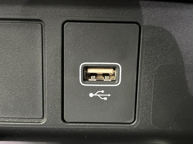 フィット e:HEVホーム 20周年特別仕様車 カーサ ホンダセンシング 純正ナビ バックカメラ フルセグ アダプティブクルーズ シートヒーター 純正16インチアルミ LEDヘッド オートハイビーム オートエアコン スマートキー ETC ドラレコ(70枚目)