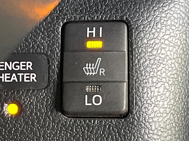 プリウス Aプレミアム ツーリングセレクション セーフティセンス 9型純正ナビ バックカメラ フルセグ ブラインドスポットモニター 駐車支援システム パワーシート シートヒーター 純正17インチアルミ LEDヘッド&フォグ オートハイビーム(35枚目)