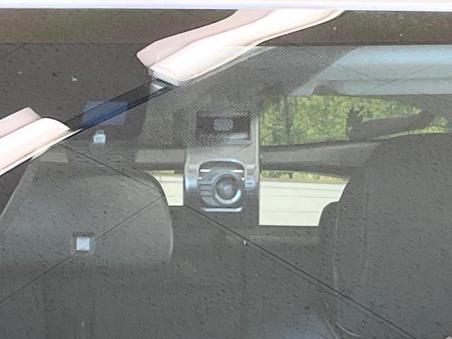 プリウス Aプレミアム ツーリングセレクション セーフティセンス 9型純正ナビ バックカメラ フルセグ ブラインドスポットモニター 駐車支援システム パワーシート シートヒーター 純正17インチアルミ LEDヘッド&フォグ オートハイビーム(36枚目)