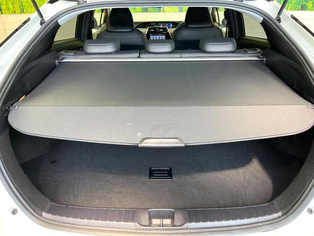 プリウス Aプレミアム ツーリングセレクション セーフティセンス 9型純正ナビ バックカメラ フルセグ ブラインドスポットモニター 駐車支援システム パワーシート シートヒーター 純正17インチアルミ LEDヘッド&フォグ オートハイビーム(45枚目)