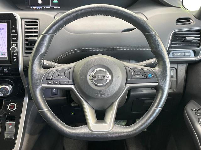 セレナ ハイウェイスター　フリップダウンモニター　エマージェンシーブレーキ　純正９型ナビ　全周囲カメラ　デジタルインナーミラー　プロパイロット　ハンズフリー機能付両側電動ドア　純正１６インチアルミ　リアオートエアコン（12枚目）