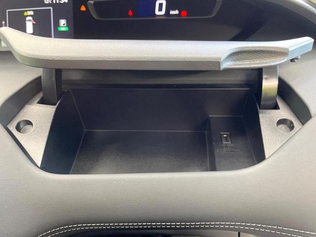 セレナ ハイウェイスター　フリップダウンモニター　エマージェンシーブレーキ　純正９型ナビ　全周囲カメラ　デジタルインナーミラー　プロパイロット　ハンズフリー機能付両側電動ドア　純正１６インチアルミ　リアオートエアコン（73枚目）