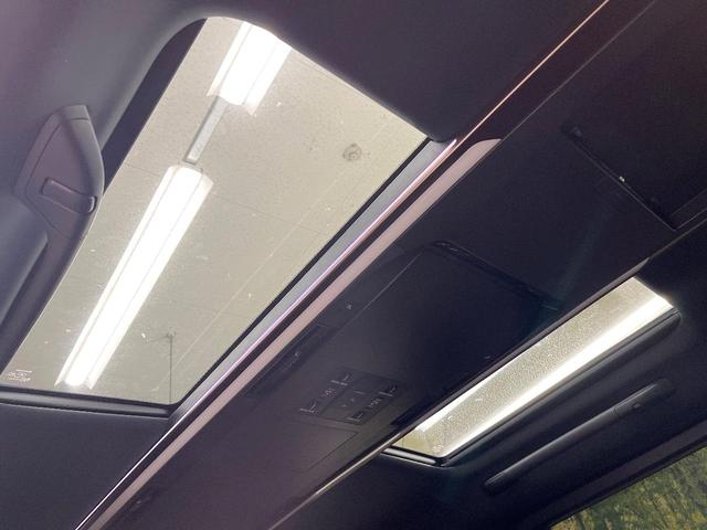 アルファード Z 左右独立ムーンルーフ 13.2型フリップダウンモニター 純正14型ナビ 全周囲カメラ デジタルインナーミラー 前中列シートエアコン 両側電動ドア 電動リアゲート 置くだけ充電 純正18インチアルミ(3枚目)