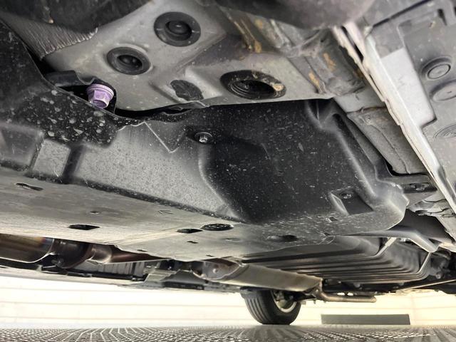 アルファード Z 左右独立ムーンルーフ 13.2型フリップダウンモニター 純正14型ナビ 全周囲カメラ デジタルインナーミラー 前中列シートエアコン 両側電動ドア 電動リアゲート 置くだけ充電 純正18インチアルミ(33枚目)