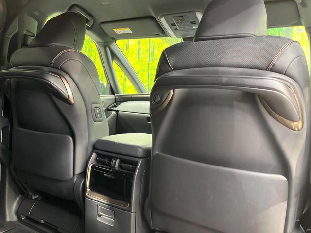 アルファード Z 左右独立ムーンルーフ 13.2型フリップダウンモニター 純正14型ナビ 全周囲カメラ デジタルインナーミラー 前中列シートエアコン 両側電動ドア 電動リアゲート 置くだけ充電 純正18インチアルミ(43枚目)