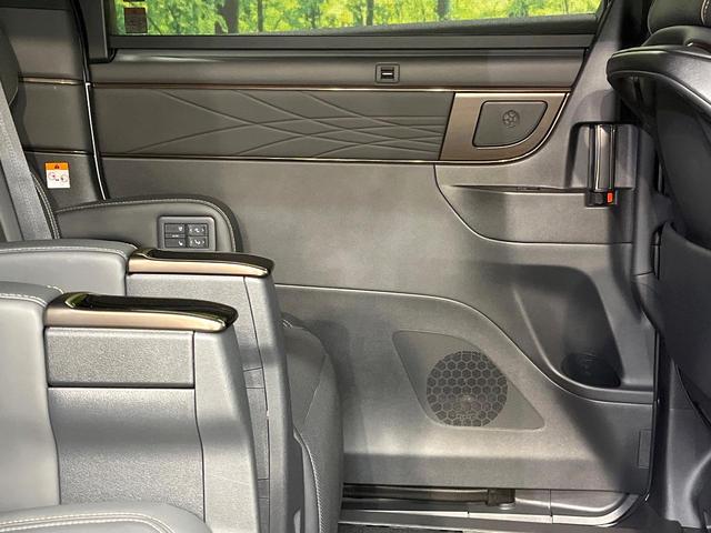 アルファード Z 左右独立ムーンルーフ 13.2型フリップダウンモニター 純正14型ナビ 全周囲カメラ デジタルインナーミラー 前中列シートエアコン 両側電動ドア 電動リアゲート 置くだけ充電 純正18インチアルミ(45枚目)