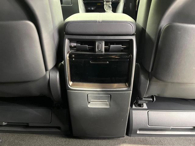 アルファード Z 左右独立ムーンルーフ 13.2型フリップダウンモニター 純正14型ナビ 全周囲カメラ デジタルインナーミラー 前中列シートエアコン 両側電動ドア 電動リアゲート 置くだけ充電 純正18インチアルミ(57枚目)