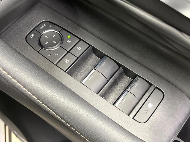 アルファード Z 左右独立ムーンルーフ 13.2型フリップダウンモニター 純正14型ナビ 全周囲カメラ デジタルインナーミラー 前中列シートエアコン 両側電動ドア 電動リアゲート 置くだけ充電 純正18インチアルミ(58枚目)