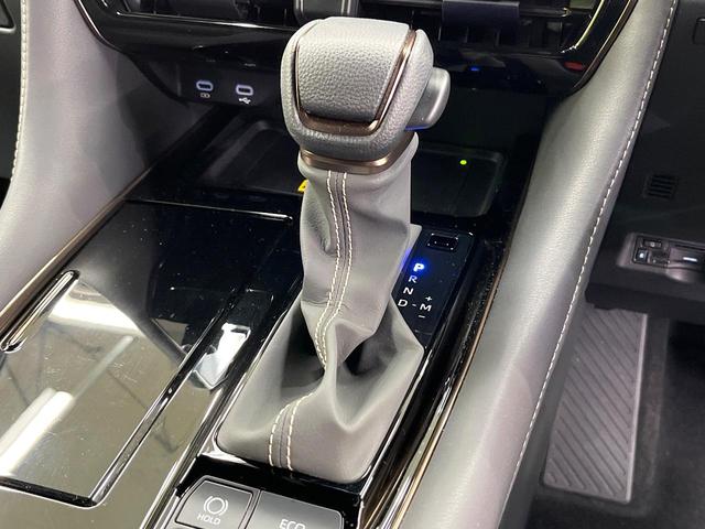 アルファード Z 左右独立ムーンルーフ 13.2型フリップダウンモニター 純正14型ナビ 全周囲カメラ デジタルインナーミラー 前中列シートエアコン 両側電動ドア 電動リアゲート 置くだけ充電 純正18インチアルミ(69枚目)