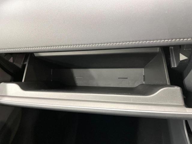 アルファード Z 左右独立ムーンルーフ 13.2型フリップダウンモニター 純正14型ナビ 全周囲カメラ デジタルインナーミラー 前中列シートエアコン 両側電動ドア 電動リアゲート 置くだけ充電 純正18インチアルミ(75枚目)