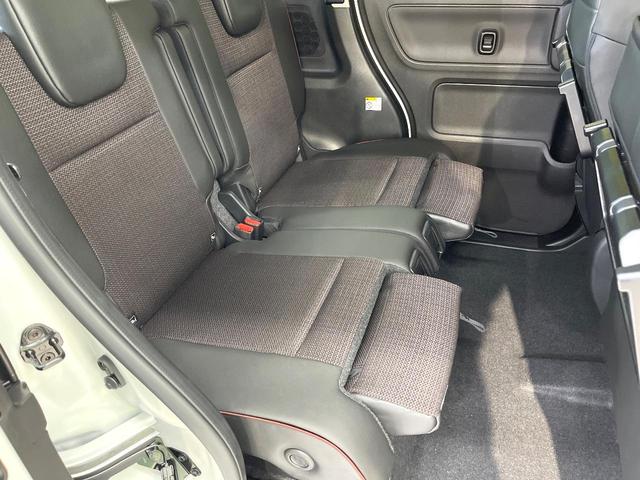 スペーシアカスタム ハイブリッドＸＳ　届出済未使用車　セーフティサポート　アダプティブクルーズ　両側電動ドア　ヘッドアップディスプレイ　ステアリングヒーター　シートヒーター　後席オットマン　純正１５ＡＷ　ハーフレザーシート　ＬＥＤヘッド（9枚目）