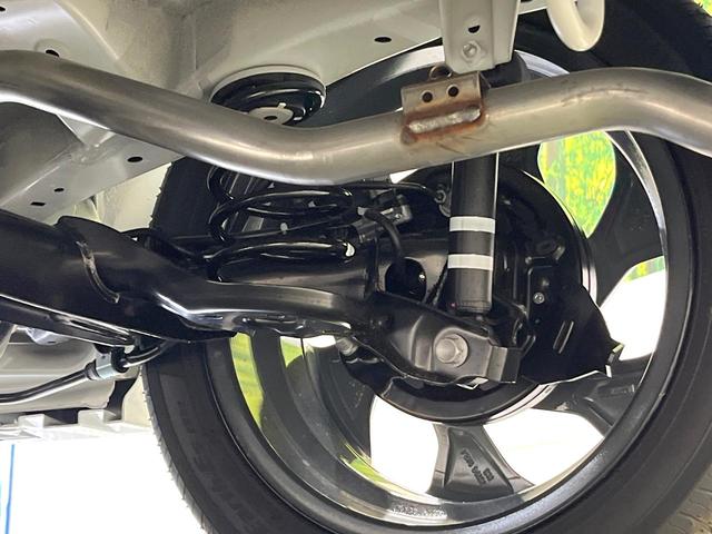 スペーシアカスタム ハイブリッドＸＳ　届出済未使用車　セーフティサポート　アダプティブクルーズ　両側電動ドア　ヘッドアップディスプレイ　ステアリングヒーター　シートヒーター　後席オットマン　純正１５ＡＷ　ハーフレザーシート　ＬＥＤヘッド（32枚目）