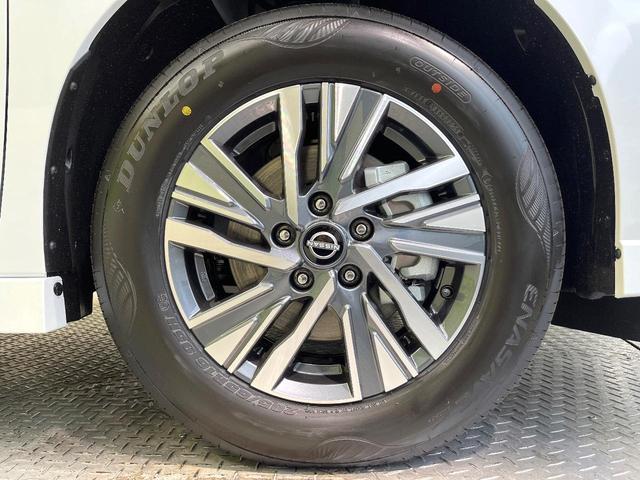 セレナ ｅ－パワー　ハイウェイスターＶ　登録済未使用車　エマージェンシーブレーキ　純正１２型ナビ　プロパイロット　全周囲カメラ　デジタルインナーミラー　リアオートエアコン　ＥＴＣ　ＬＥＤヘッド　シートバックテーブル　純正１６インチアルミ（27枚目）