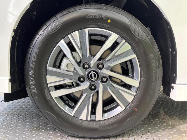 セレナ ｅ－パワー　ハイウェイスターＶ　登録済未使用車　エマージェンシーブレーキ　純正１２型ナビ　プロパイロット　全周囲カメラ　デジタルインナーミラー　リアオートエアコン　ＥＴＣ　ＬＥＤヘッド　シートバックテーブル　純正１６インチアルミ（30枚目）