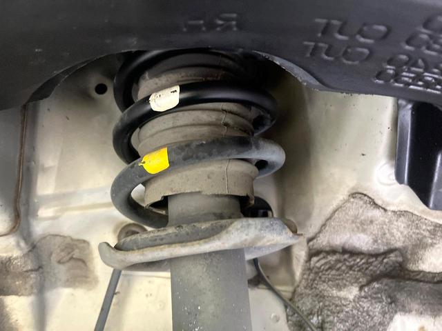 タント Gスペシャル 電動スライドドア SDナビ バックカメラ 地デジ 禁煙車 スマートキー アイドリングストップ オートエアコン 純正14インチアルミ ヘッドライトレベライザー CD DVD再生(20枚目)